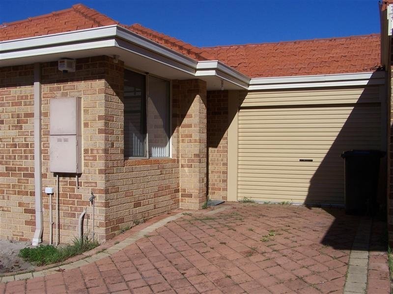 2/110 Walpole Street, Bentley WA 6102