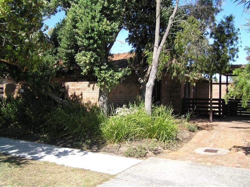 1/96 Edgecumbe Street, Como WA 6152