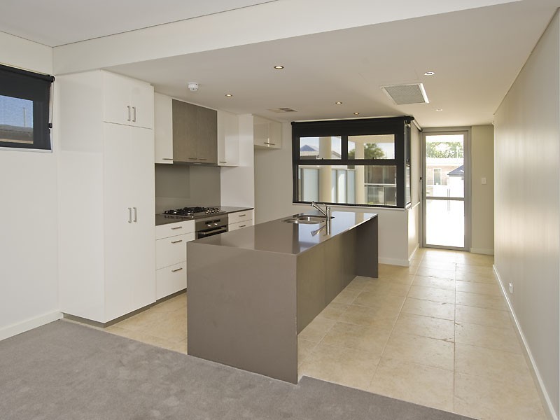 2/31 Mill Point Road, South Perth WA 6151