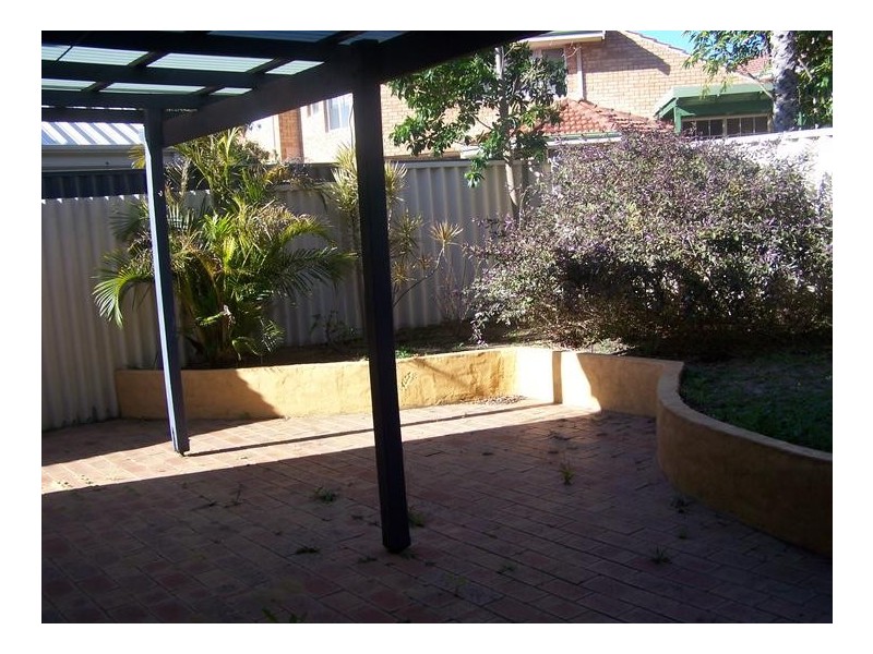 3/64 Robert Street, Como WA 6152