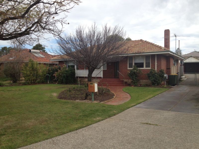55 Clydesdale Street, Como WA 6152