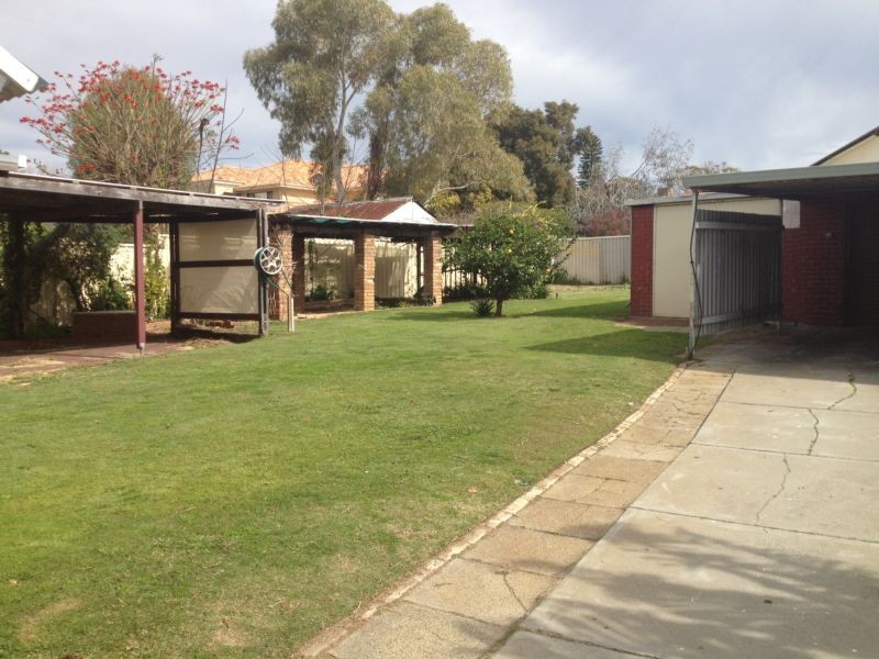 55 Clydesdale Street, Como WA 6152