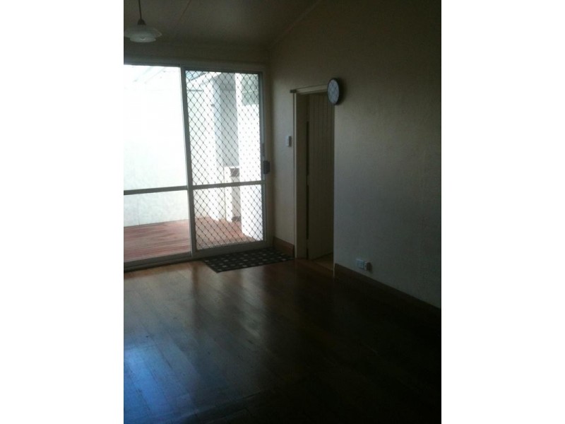 14 Orange Avenue, Perth WA 6000