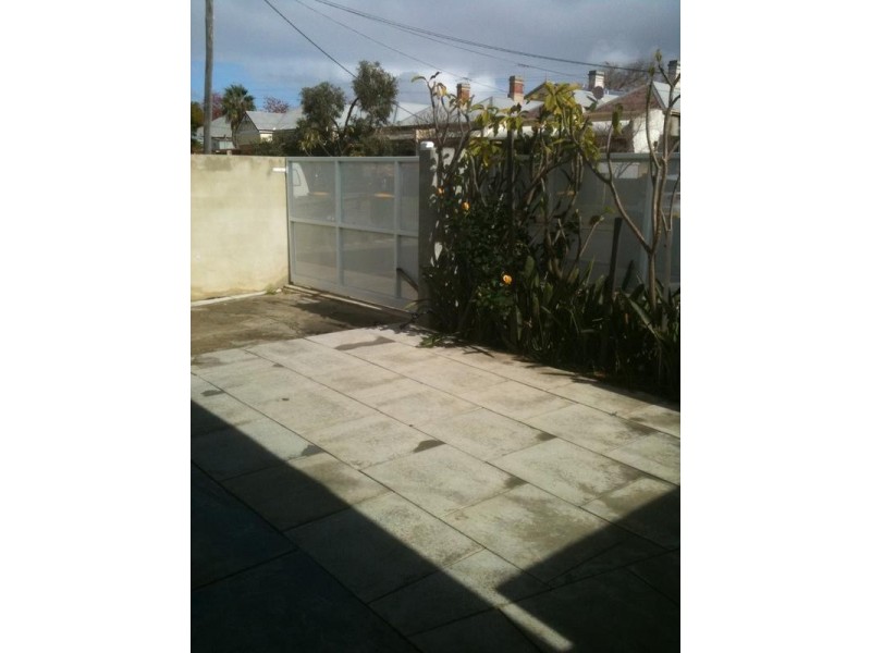 14 Orange Avenue, Perth WA 6000