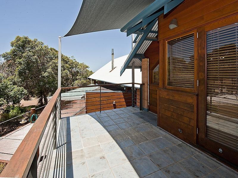 98 Victoria Parade, Augusta WA 6290