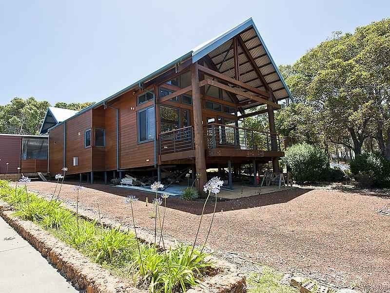 98 Victoria Parade, Augusta WA 6290