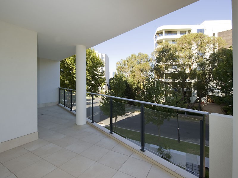 2/31 Mill Point Road, South Perth WA 6151