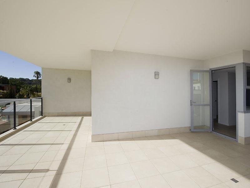 2/31 Mill Point Road, South Perth WA 6151