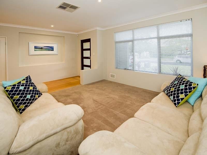 1B Craigie Crescent, Manning WA 6152