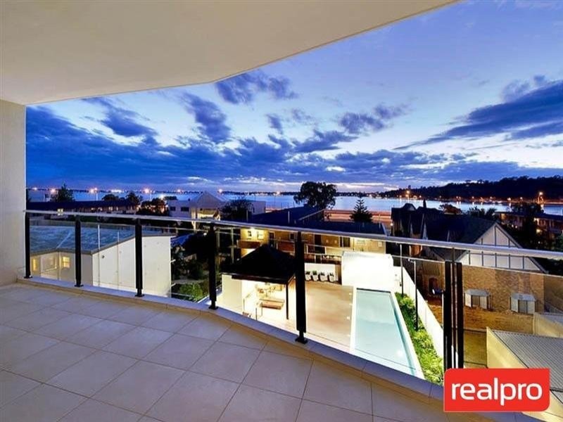 7/31 Mill Point Road, South Perth WA 6151