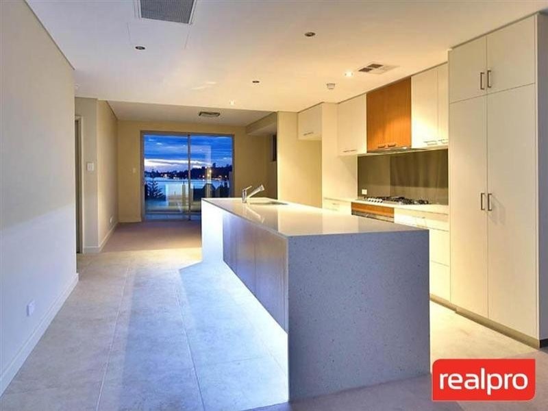 7/31 Mill Point Road, South Perth WA 6151