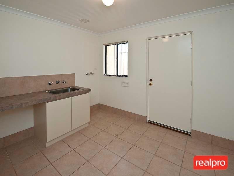 16 Bickley Crescent, Manning WA 6152