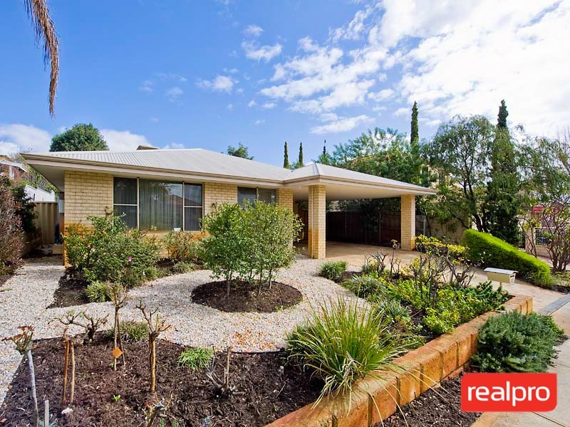 27 Klem Avenue, Salter Point WA 6152