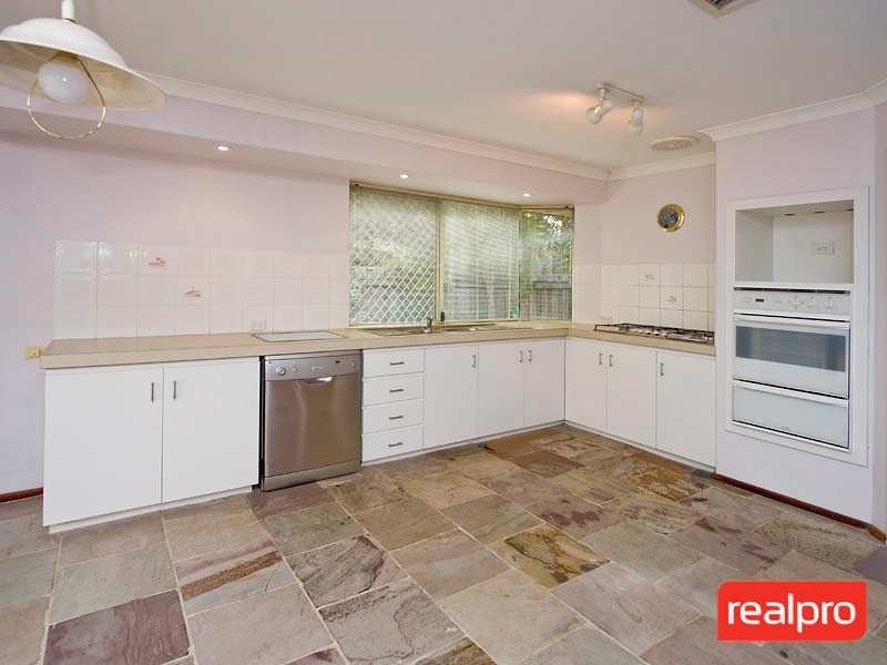 27 Klem Avenue, Salter Point WA 6152