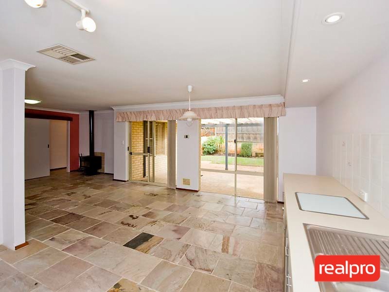 27 Klem Avenue, Salter Point WA 6152