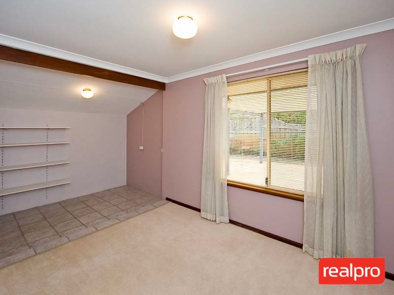 27 Klem Avenue, Salter Point WA 6152