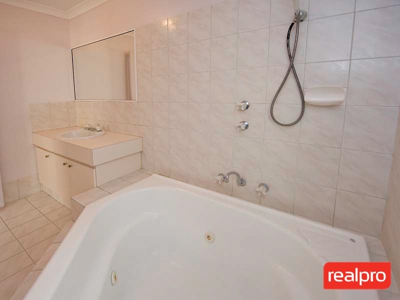 27 Klem Avenue, Salter Point WA 6152