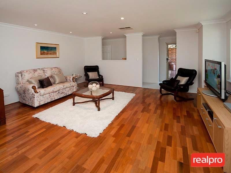 2 Godwin Avenue, Manning WA 6152