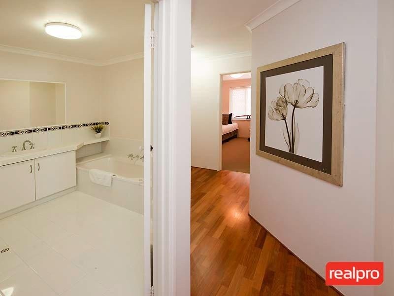 2 Godwin Avenue, Manning WA 6152
