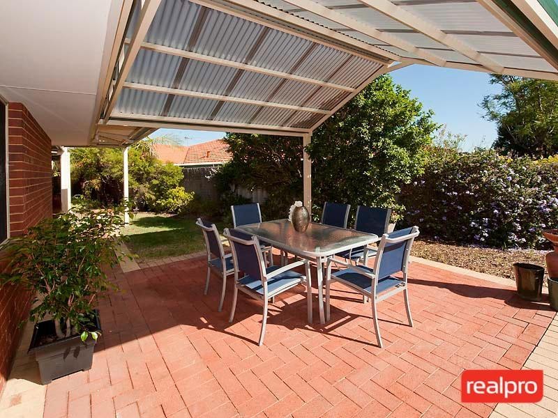 2 Godwin Avenue, Manning WA 6152