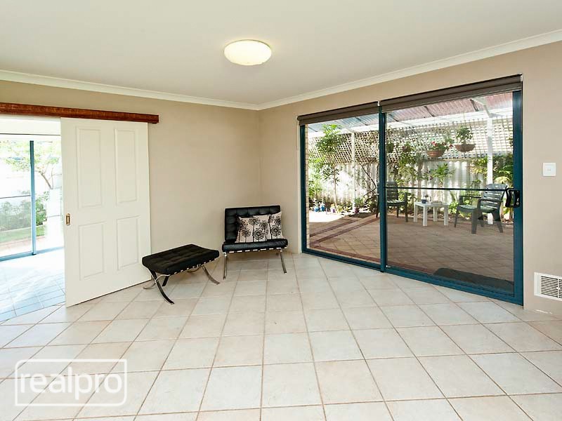 6b Isabella Crescent, Manning WA 6152
