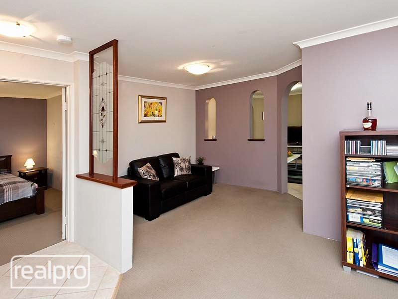 6b Isabella Crescent, Manning WA 6152