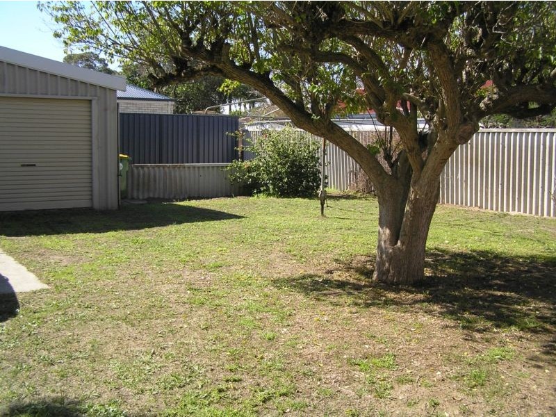 15 Surrey Road, Rivervale WA 6103