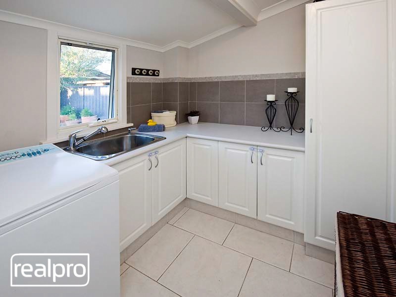 32 Cloister Avenue, Manning WA 6152