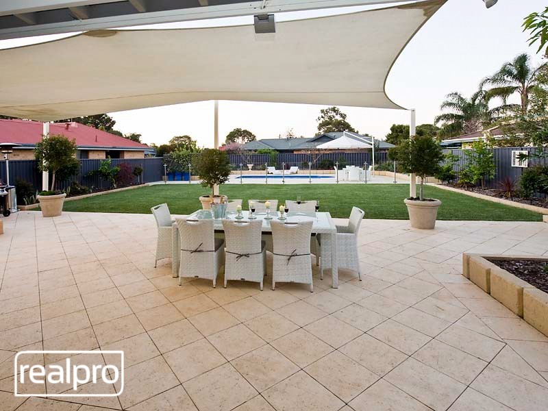 32 Cloister Avenue, Manning WA 6152