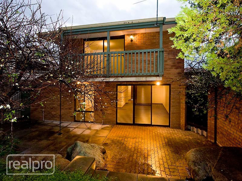 2/27 Robert Street, Como WA 6152