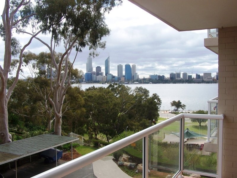 34/150 Mill Point Road, South Perth WA 6151