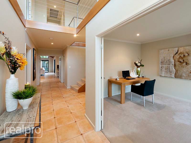 62 Hope Avenue, Manning WA 6152