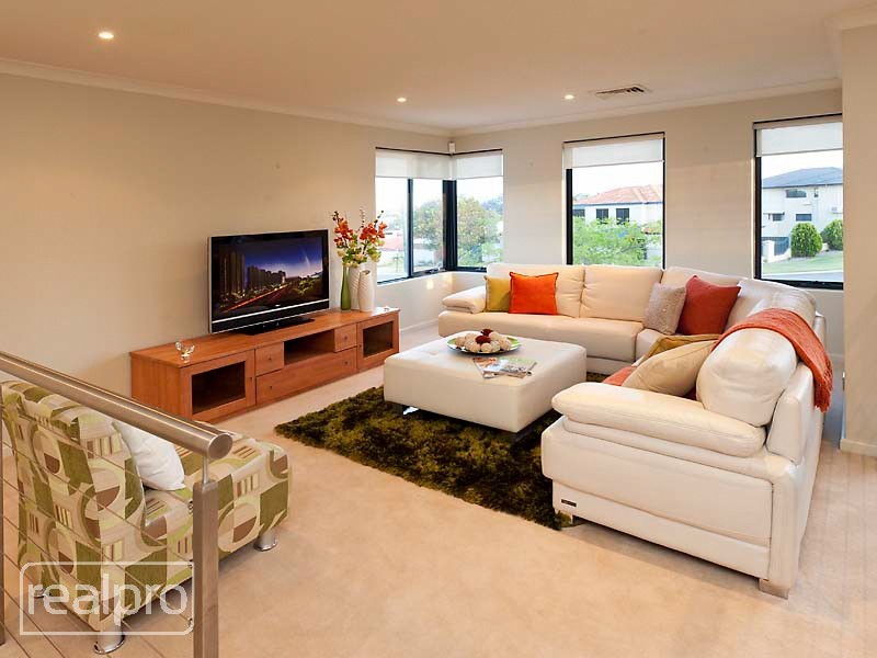 62 Hope Avenue, Manning WA 6152