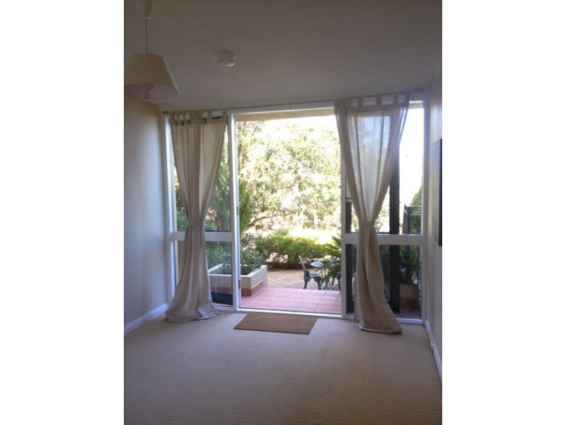 2/16 Hensman Street, South Perth WA 6151