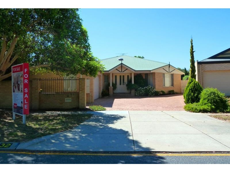 32 Godwin Avenue, Manning WA 6152