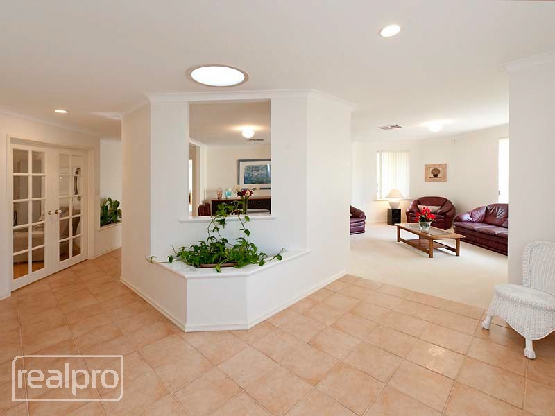32 Godwin Avenue, Manning WA 6152