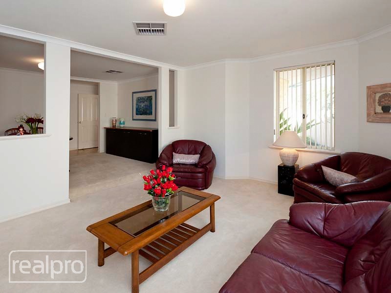 32 Godwin Avenue, Manning WA 6152