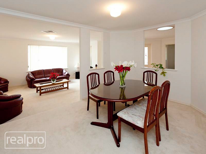 32 Godwin Avenue, Manning WA 6152