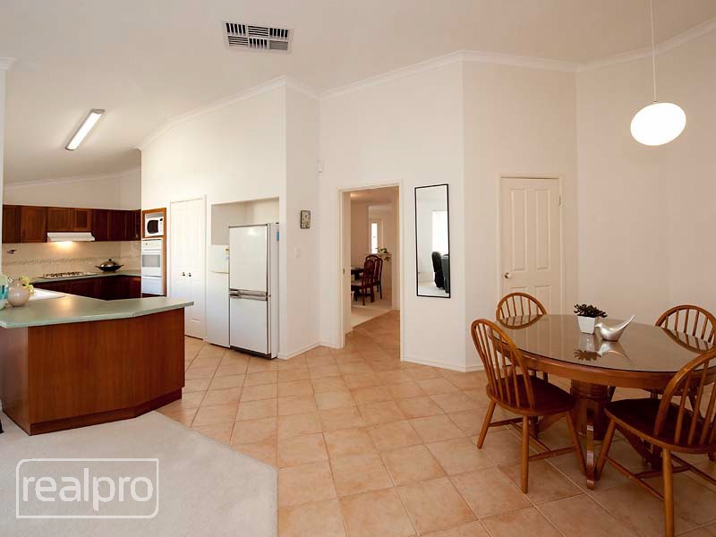32 Godwin Avenue, Manning WA 6152