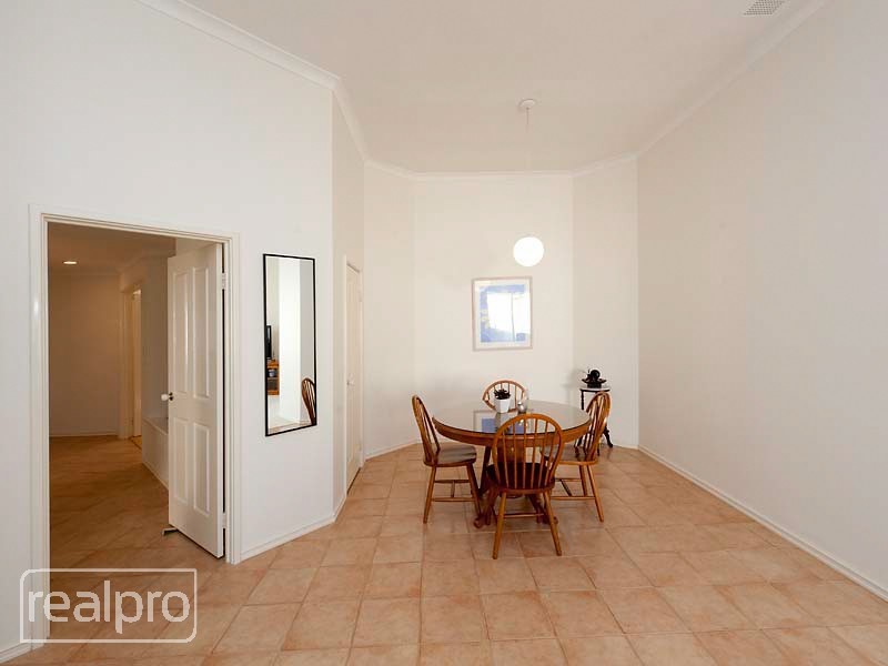 32 Godwin Avenue, Manning WA 6152