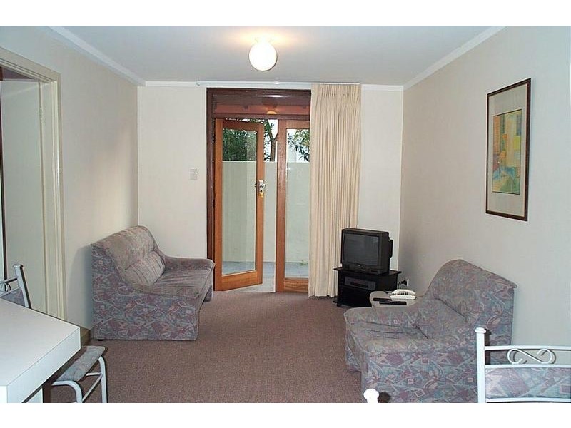 4/20 Rose Avenue, South Perth WA 6151