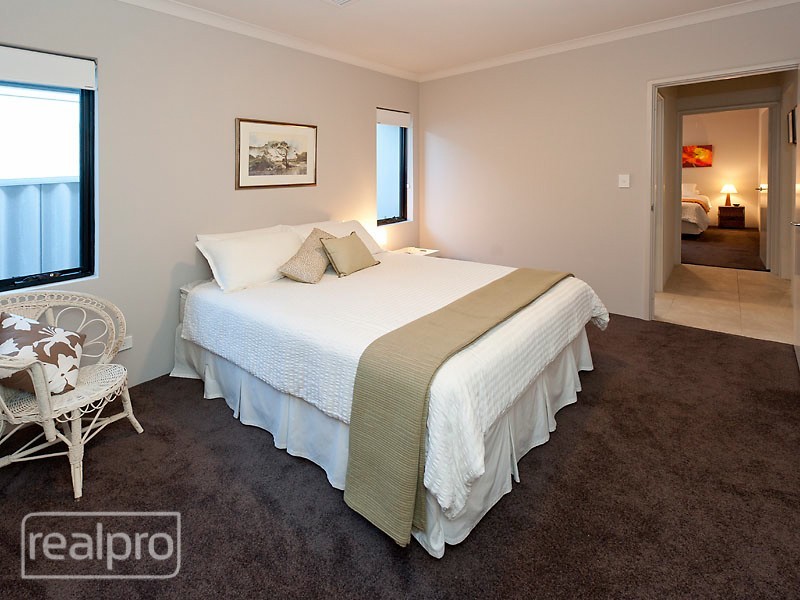 22 Bickley Crescent, Manning WA 6152