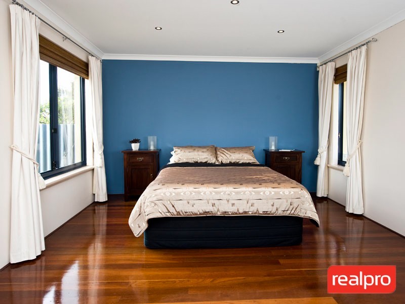 2/49 Griffin Crescent, Manning WA 6152