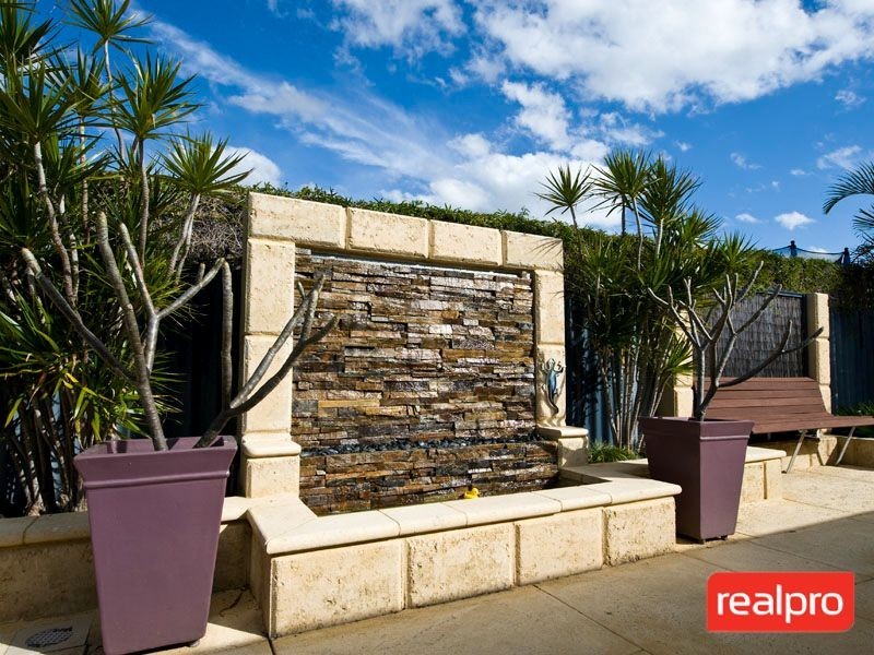 2/49 Griffin Crescent, Manning WA 6152