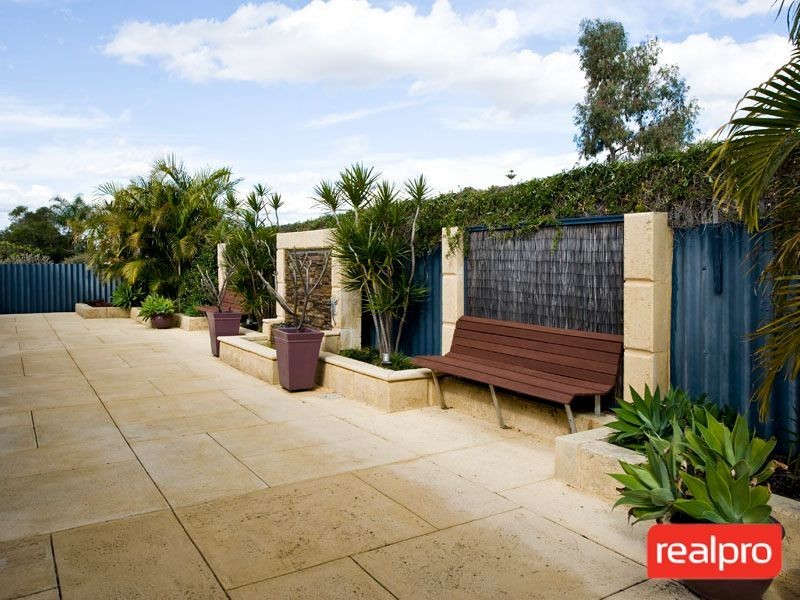 2/49 Griffin Crescent, Manning WA 6152