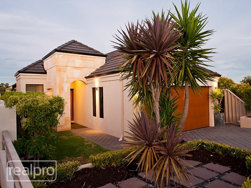 22A Bickley Crescent, Manning WA 6152