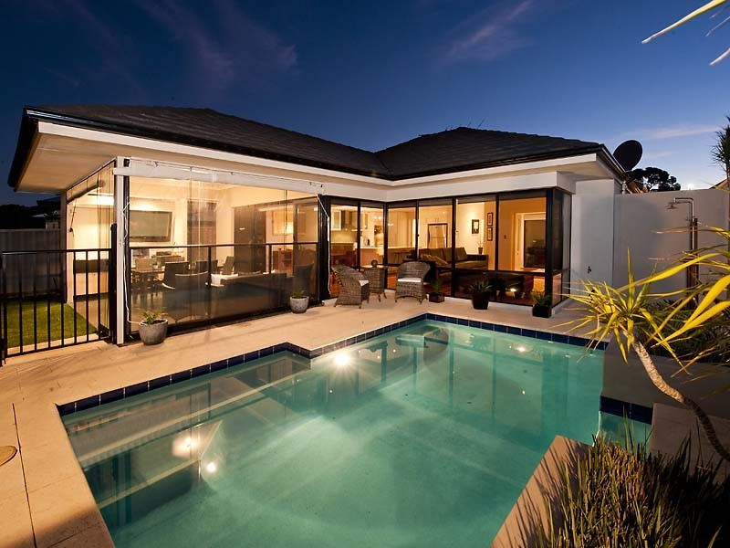 22A Bickley Crescent, Manning WA 6152