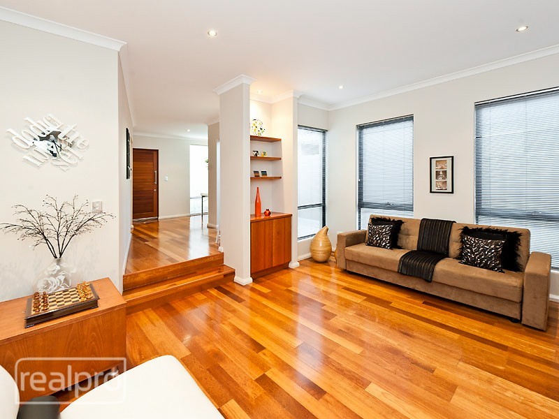22A Bickley Crescent, Manning WA 6152