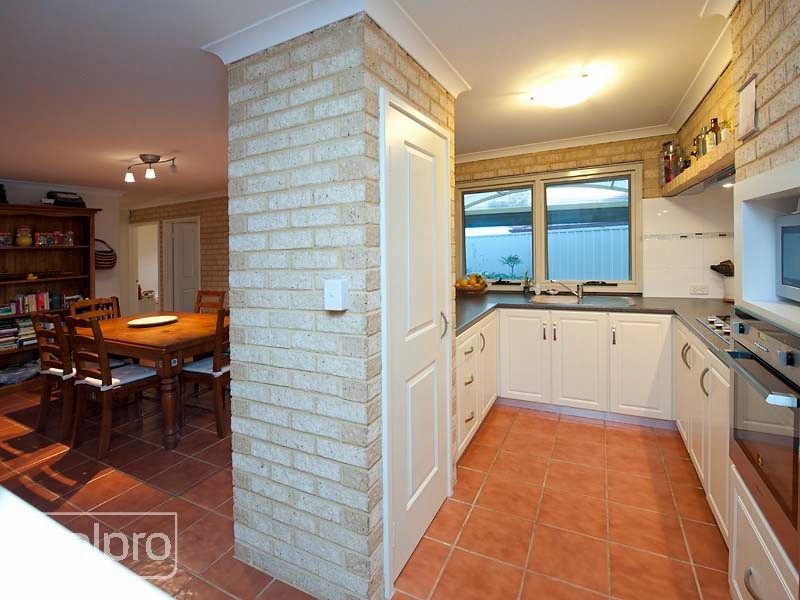 45A Welwyn Avenue, Manning WA 6152