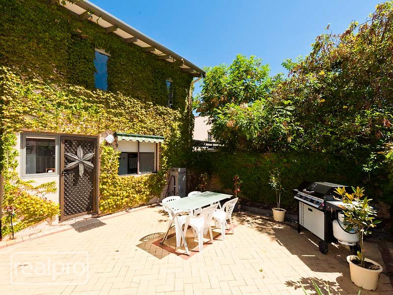 5/62 Eric Street, Como WA 6152